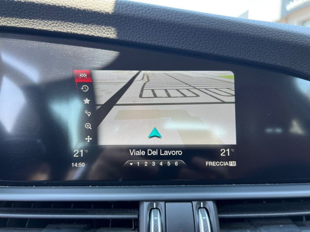 Alfa Romeo Giulia usata a Verona (13)