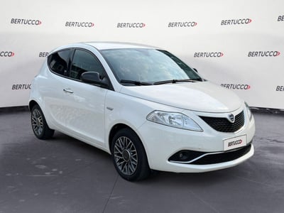 Lancia Ypsilon 1.2 69 CV 5 porte Gold del 2016 usata a Verona