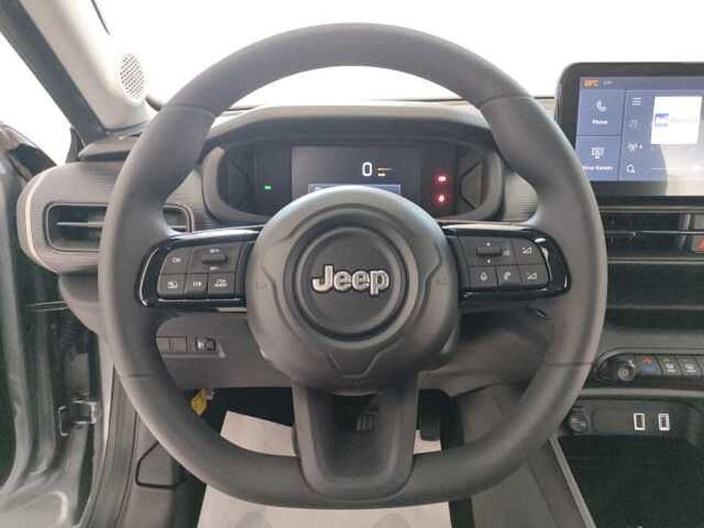 Jeep Avenger nuova a Teramo (16)