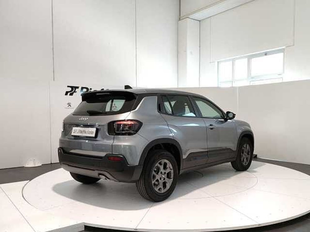 Jeep Avenger nuova a Teramo (4)