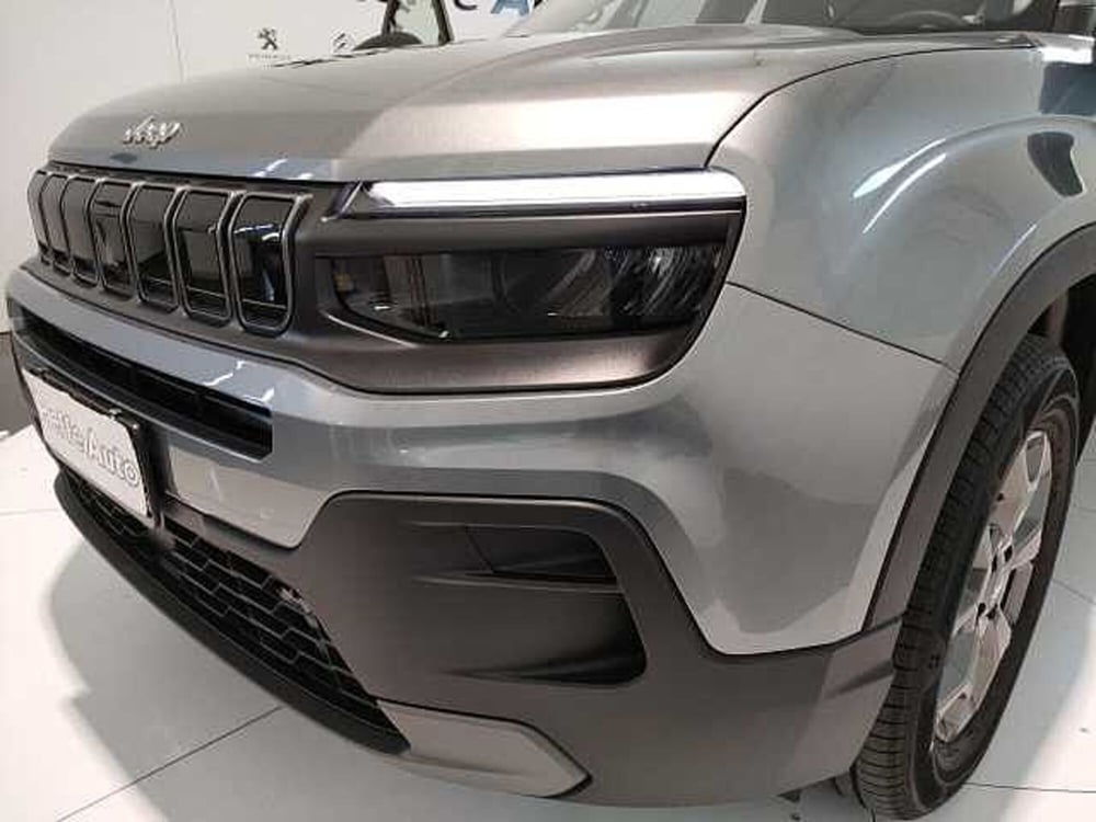 Jeep Avenger nuova a Teramo (8)
