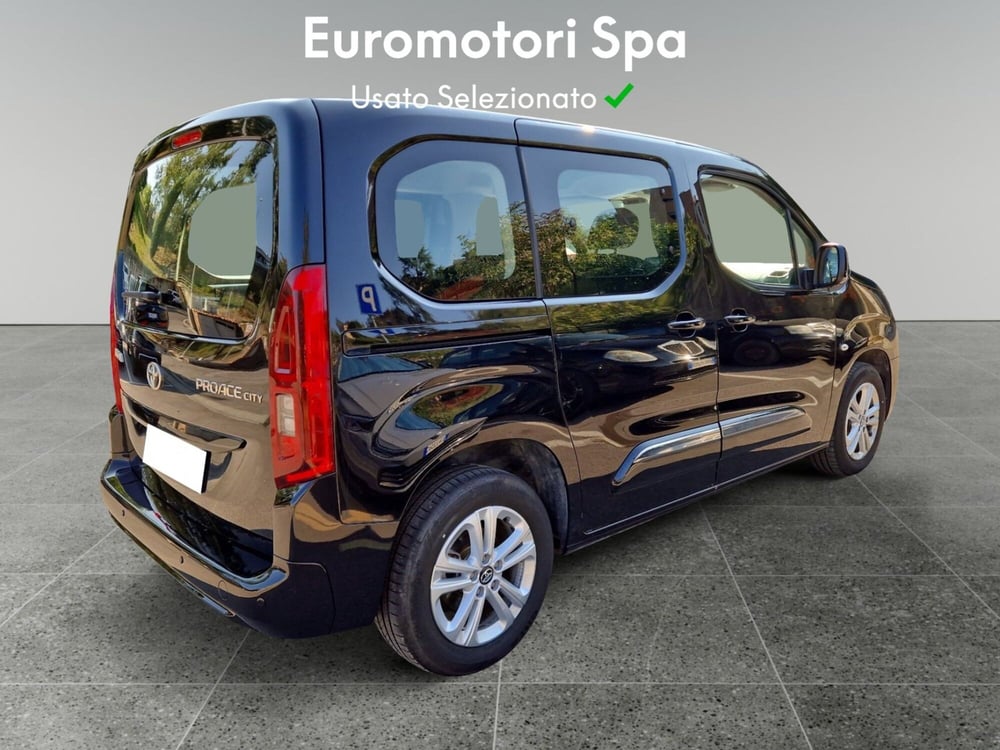 Toyota Proace City Verso usata a Siena (5)