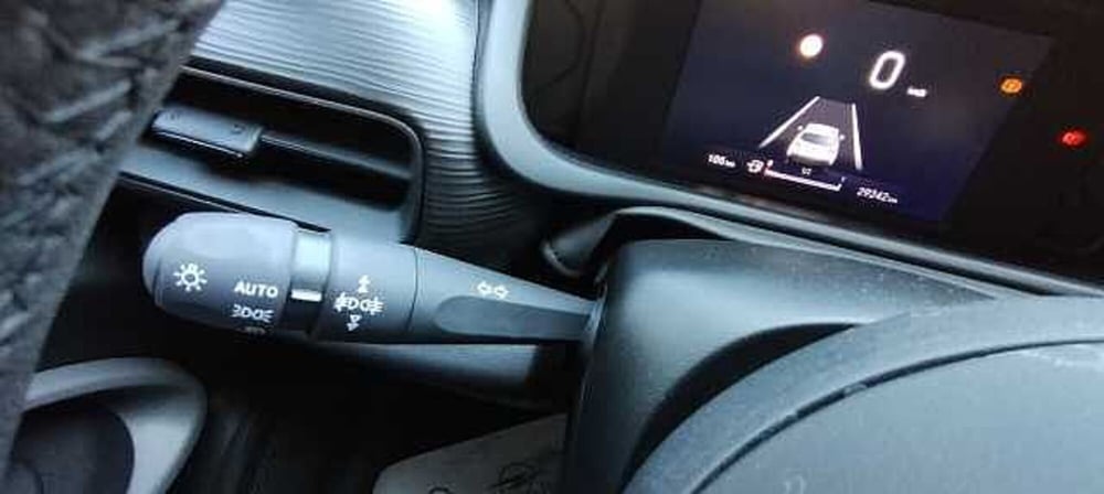Jeep Avenger usata a Viterbo (18)