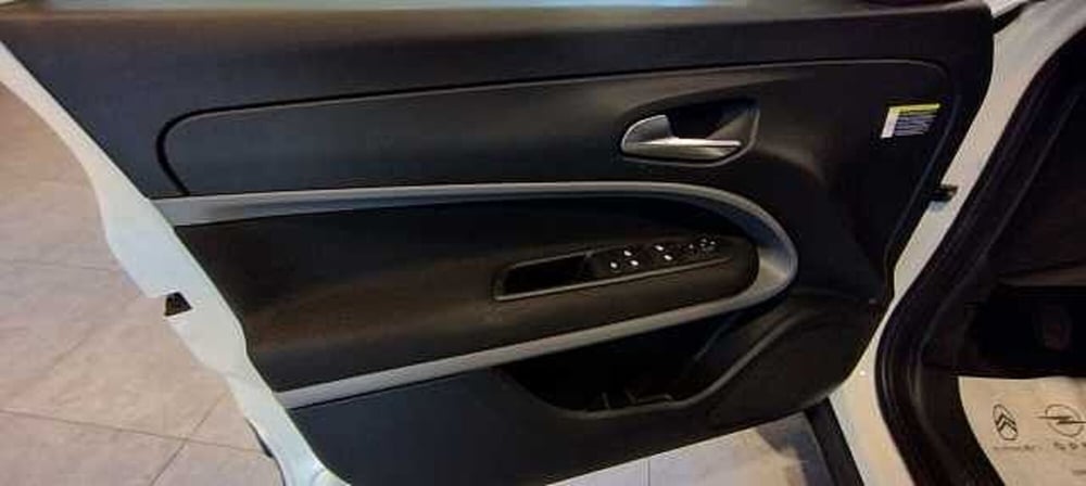 Jeep Avenger usata a Viterbo (7)