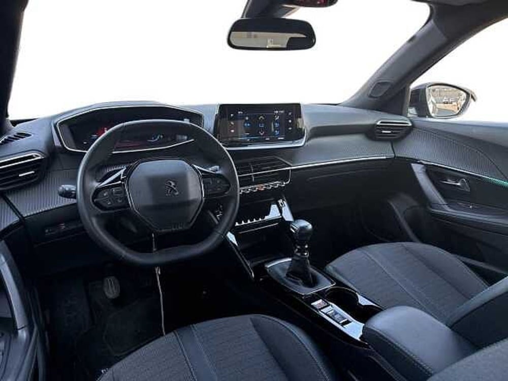 Peugeot 2008 usata a Napoli (11)