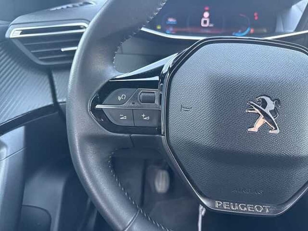 Peugeot 2008 usata a Napoli (15)