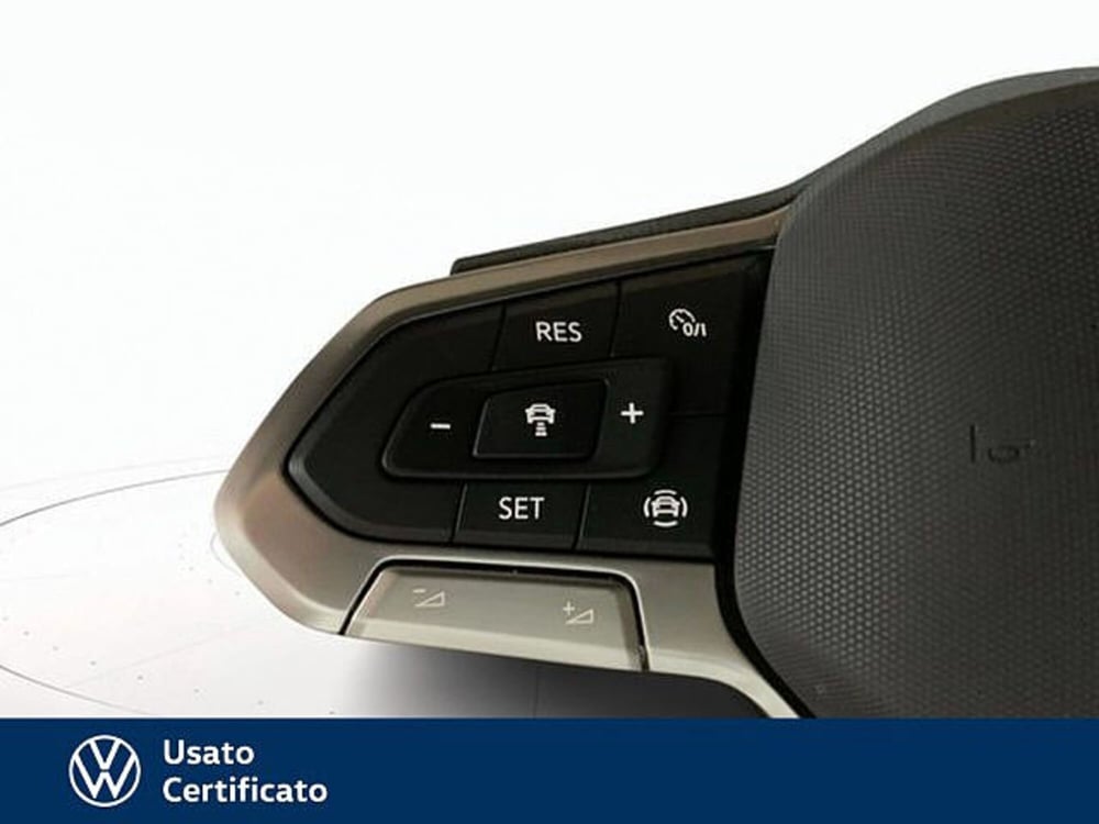 Volkswagen T-Roc nuova a Vicenza (11)