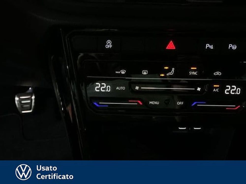 Volkswagen T-Roc nuova a Vicenza (15)