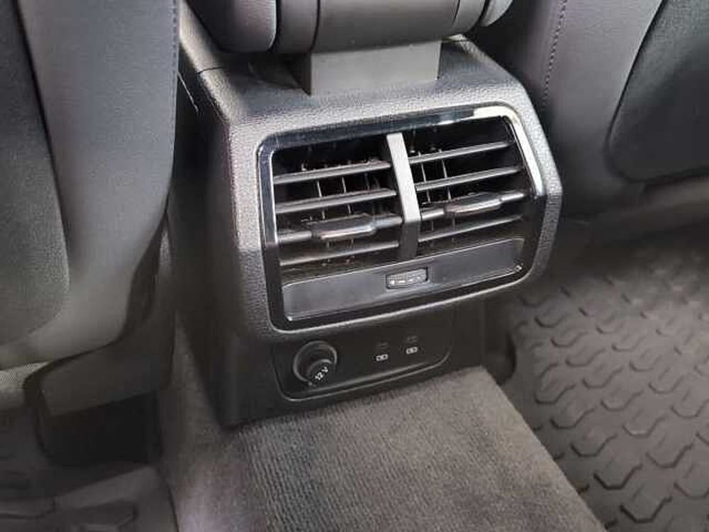 Audi Q3 Sportback usata a Varese (19)