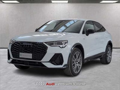 Audi Q3 Sportback 35 2.0 tdi Identity Black s-tronic del 2025 usata a Varese