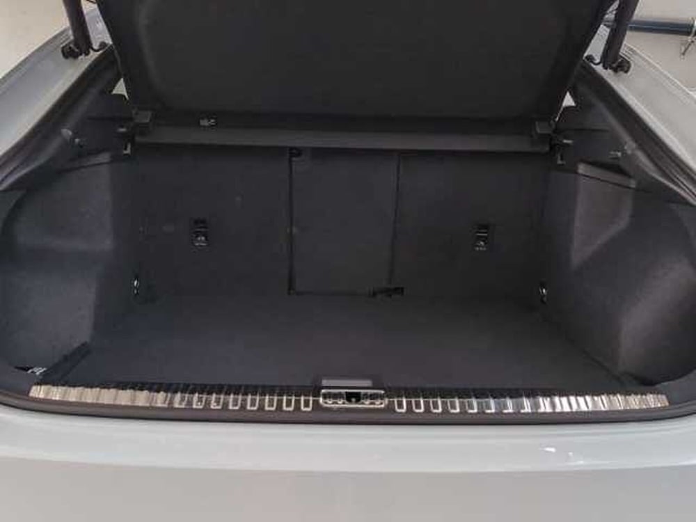 Audi Q3 Sportback usata a Varese (16)