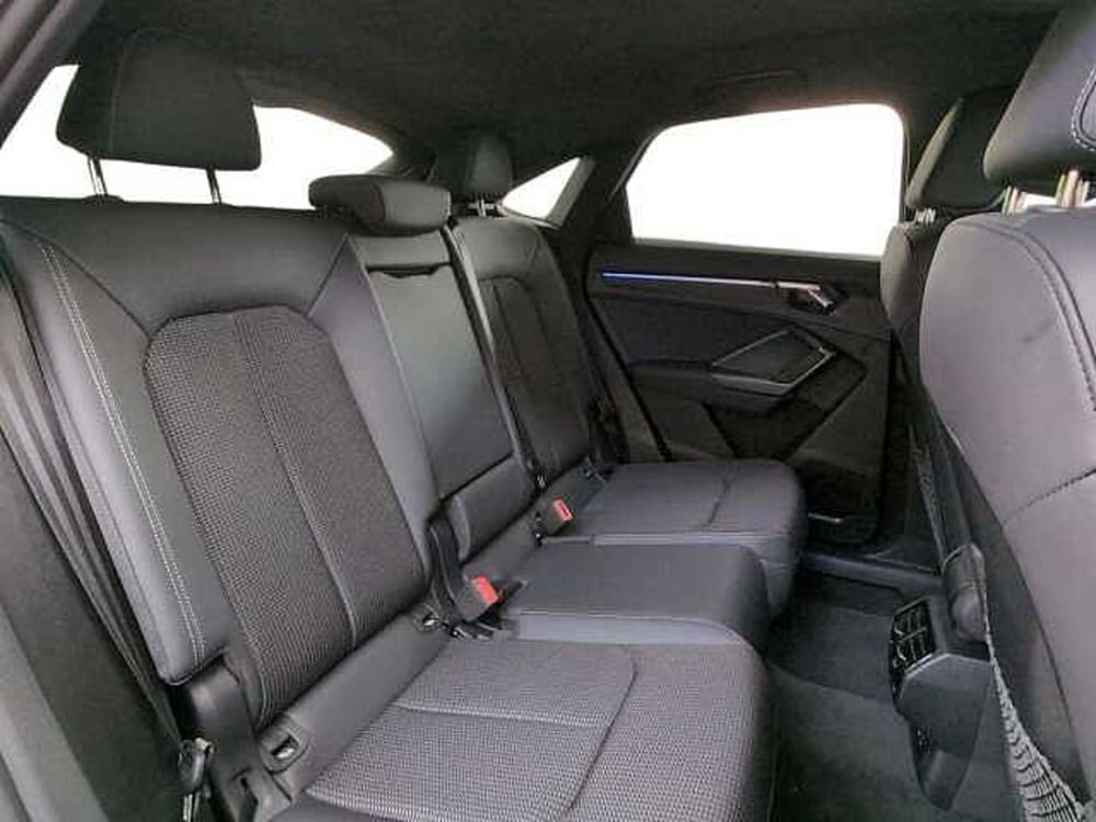 Audi Q3 Sportback usata a Varese (8)