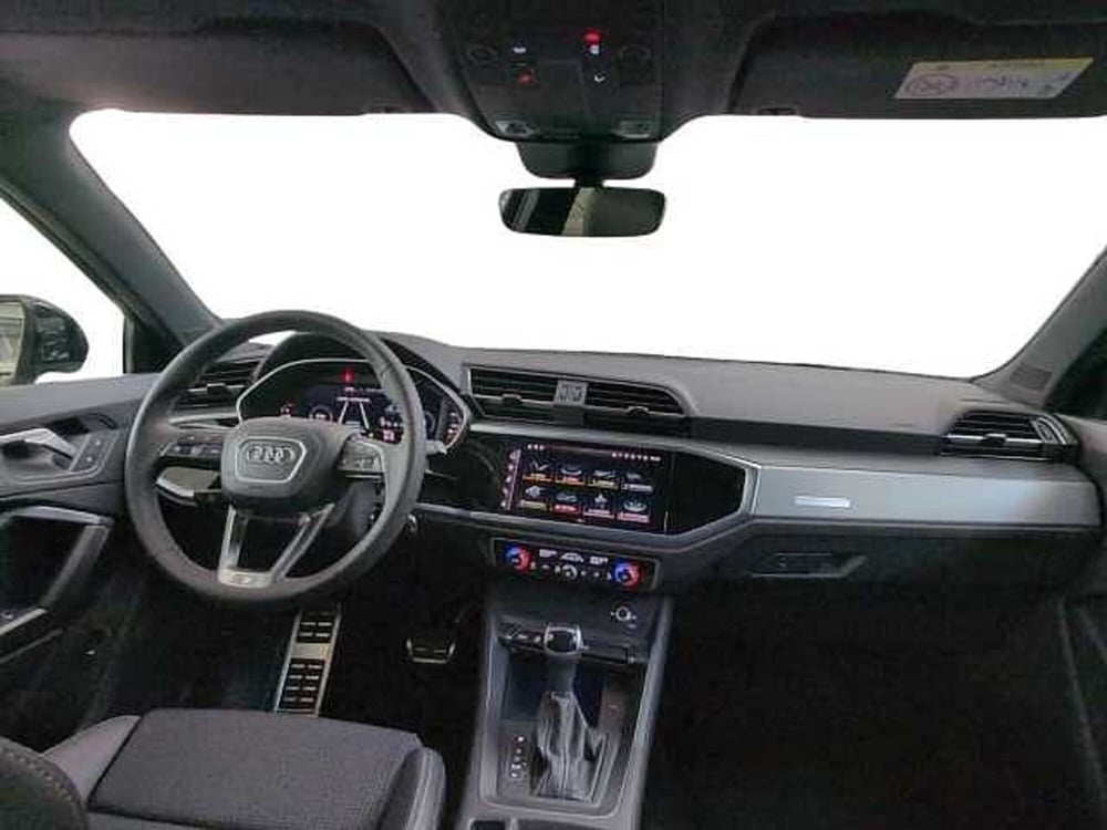 Audi Q3 Sportback usata a Varese (9)