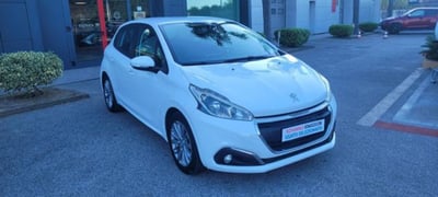 Peugeot 208 82 5 porte Active del 2015 usata a Monte di Procida