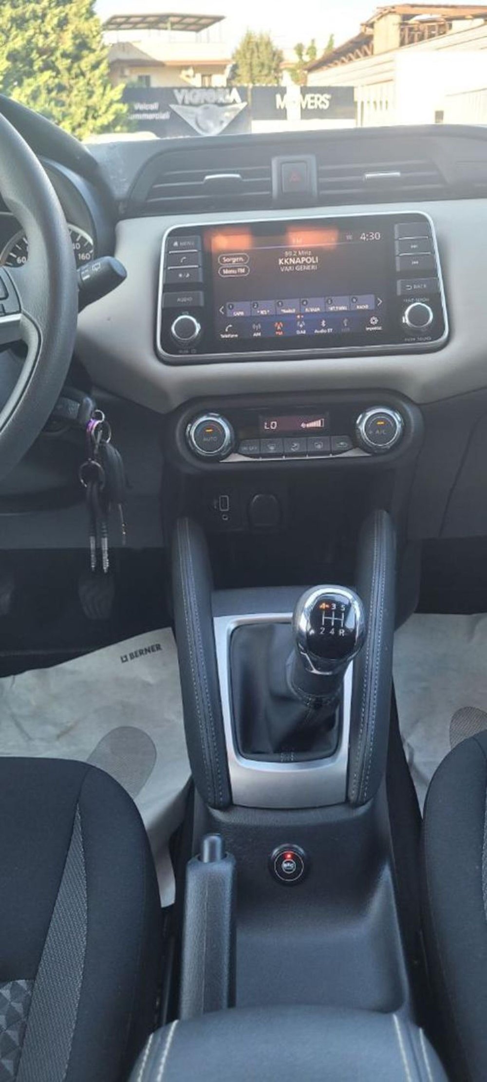 Nissan Micra usata a Napoli (9)