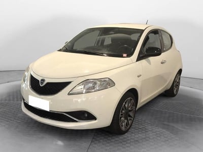Lancia Ypsilon 1.3 MJT 16V 95 CV 5 porte S&amp;S Platinum del 2016 usata a Torino