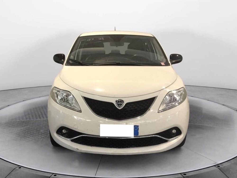 Lancia Ypsilon usata a Torino (2)