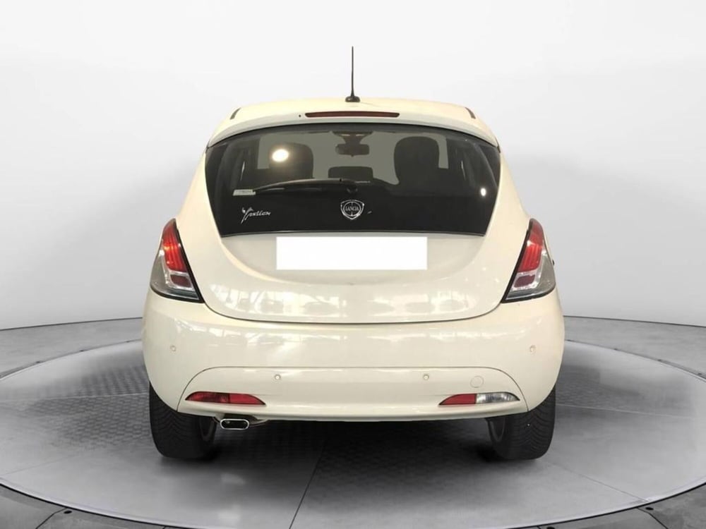 Lancia Ypsilon usata a Torino (5)