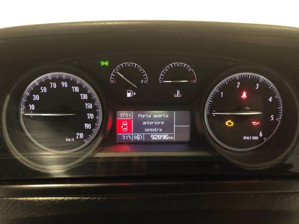 Lancia Ypsilon usata a Torino (7)