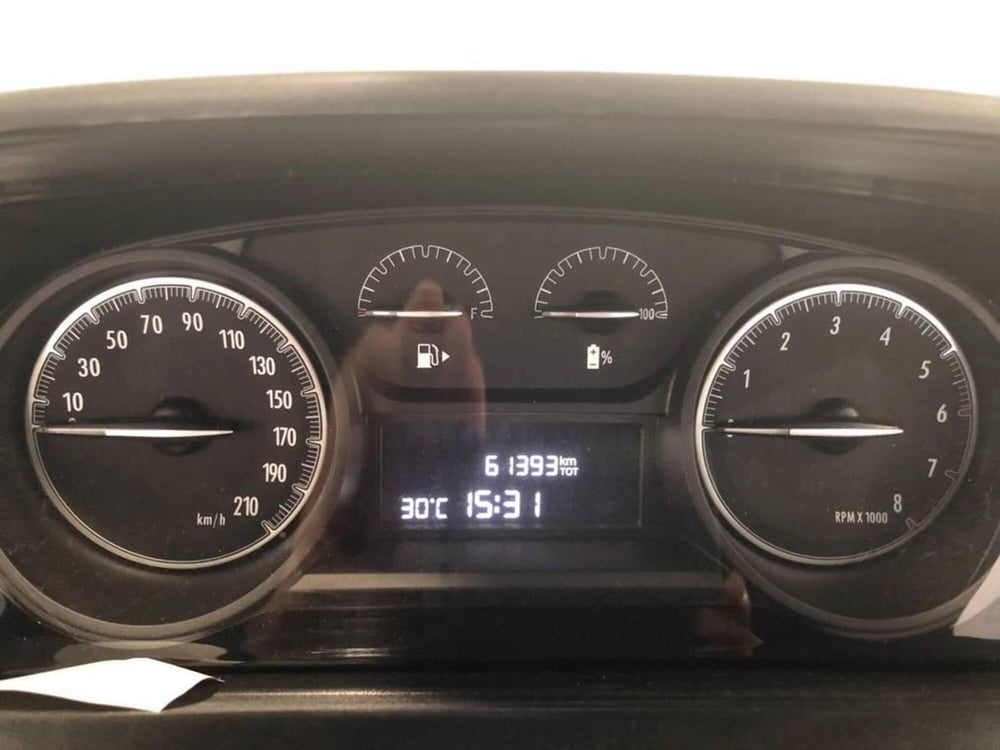 Lancia Ypsilon usata a Torino (9)