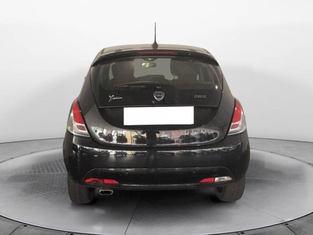Lancia Ypsilon usata a Torino (5)