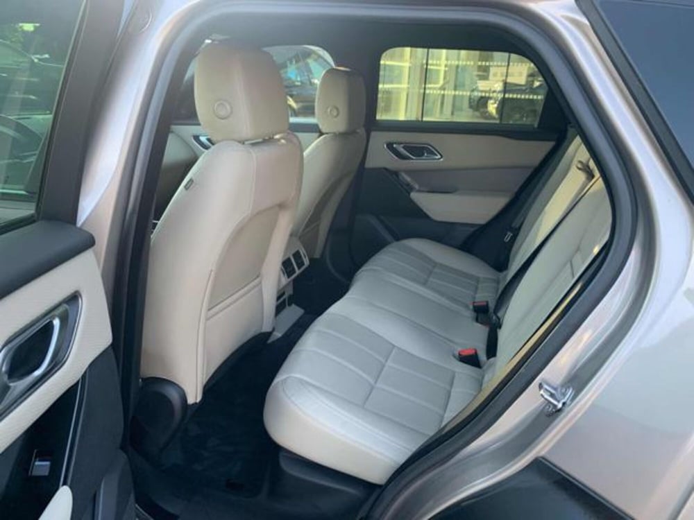 Land Rover Range Rover Velar usata a Lucca (7)