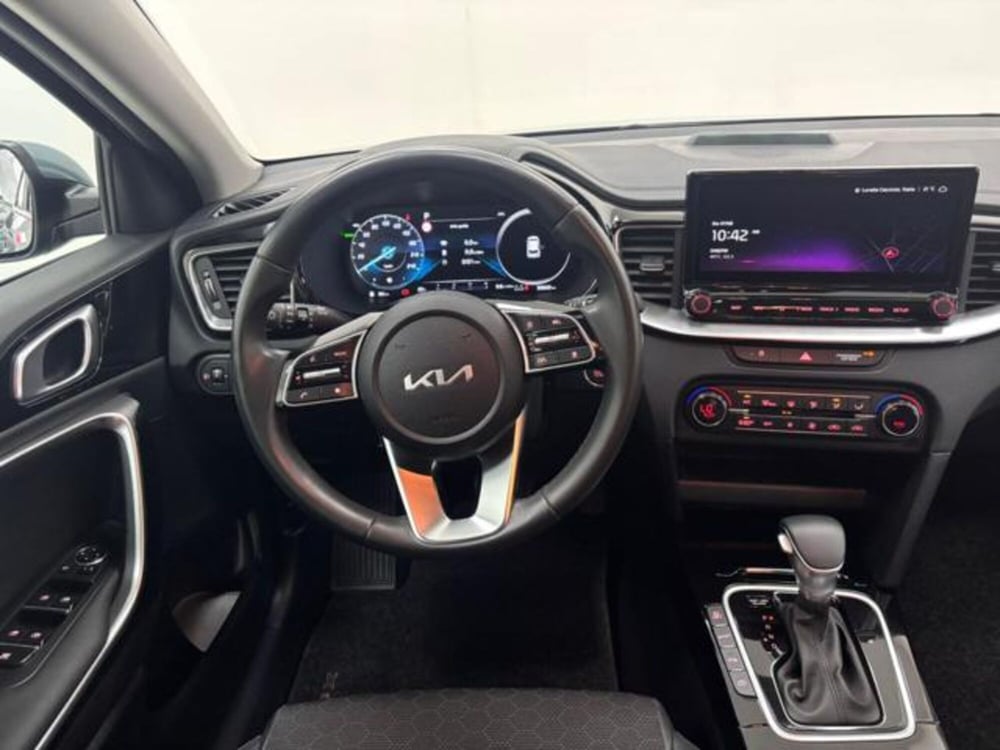 Kia XCeed usata a Como (11)