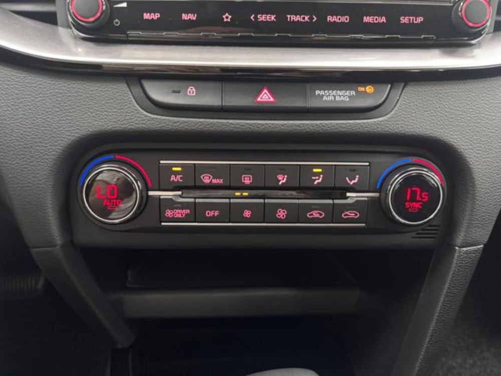 Kia XCeed usata a Como (18)