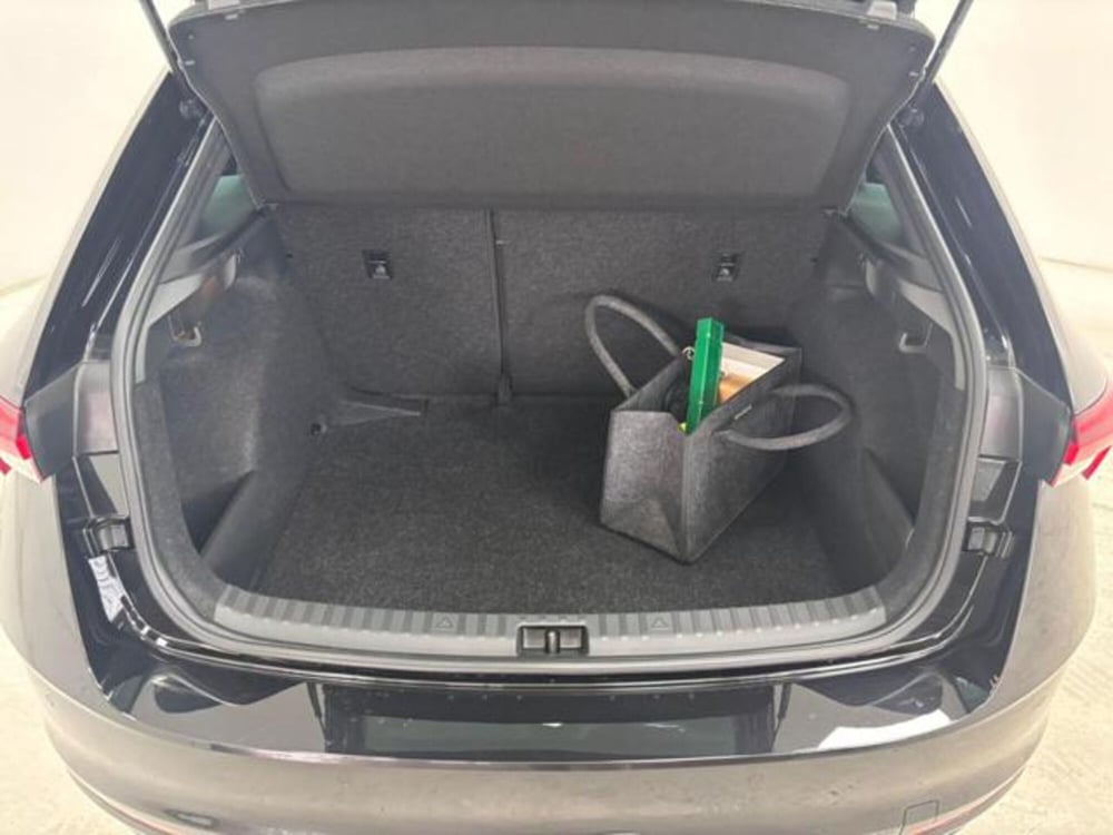 Skoda Scala nuova a Como (19)