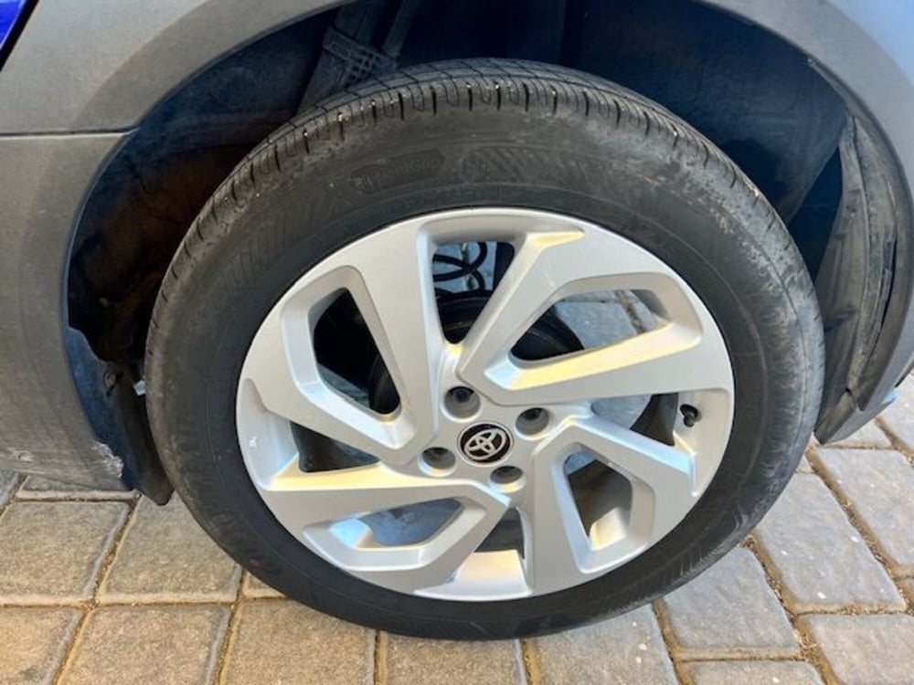 Toyota Aygo X usata a Roma (12)