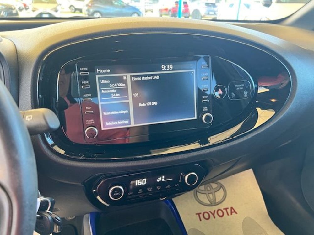 Toyota Aygo X usata a Roma (14)