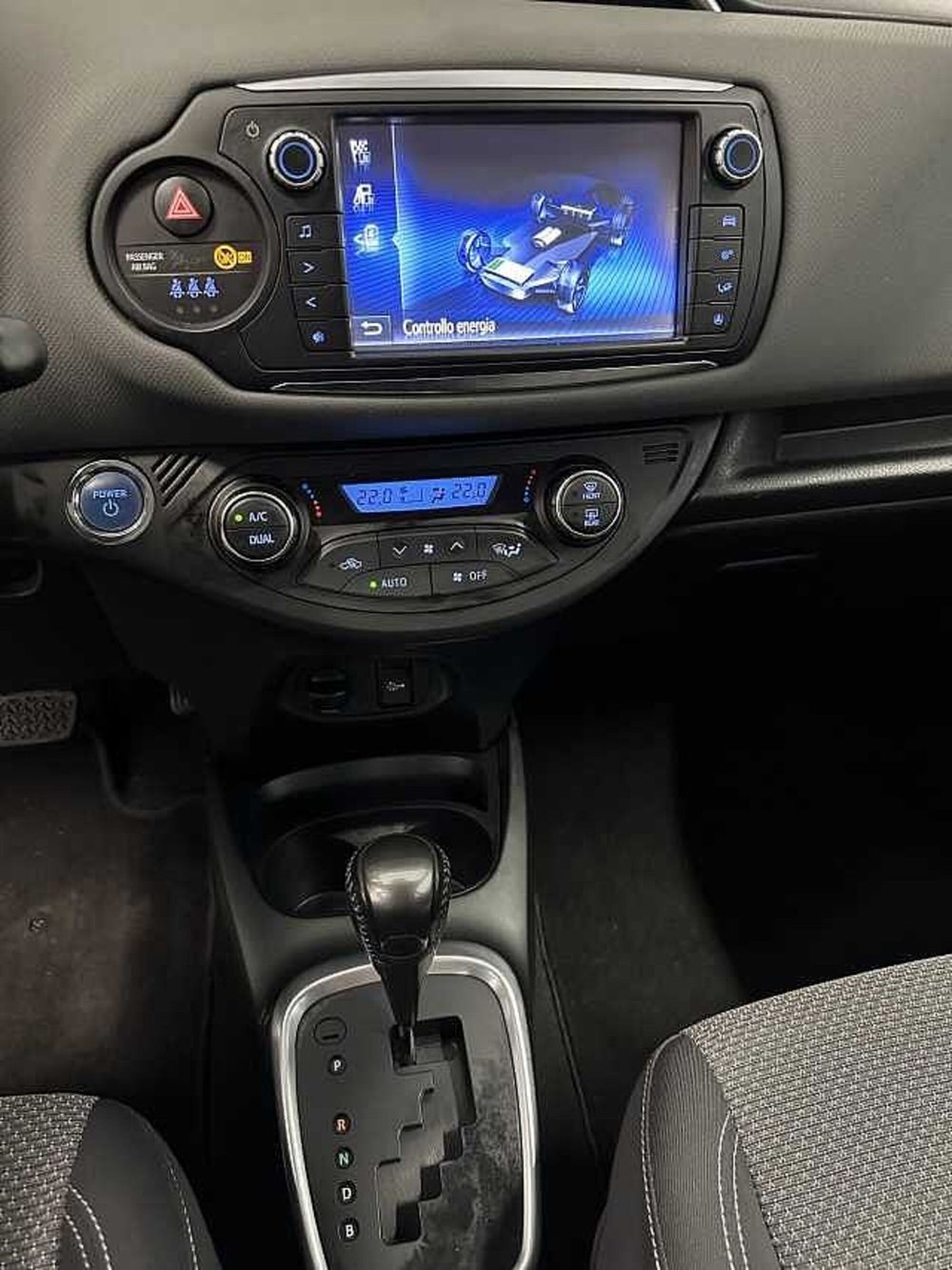 Toyota Yaris usata a Macerata (9)