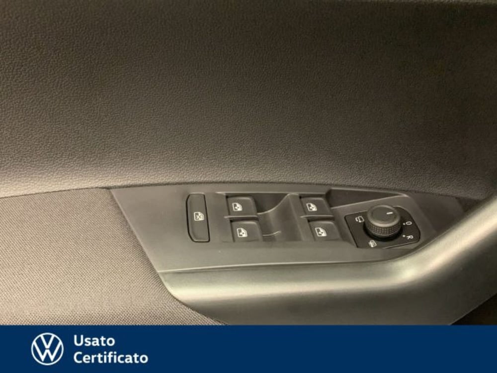 Volkswagen Taigo nuova a Vicenza (12)