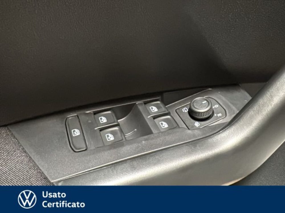 Volkswagen Taigo nuova a Vicenza (10)