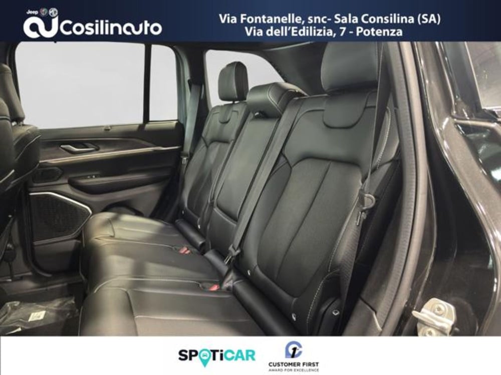 Jeep Grand Cherokee nuova a Salerno (10)