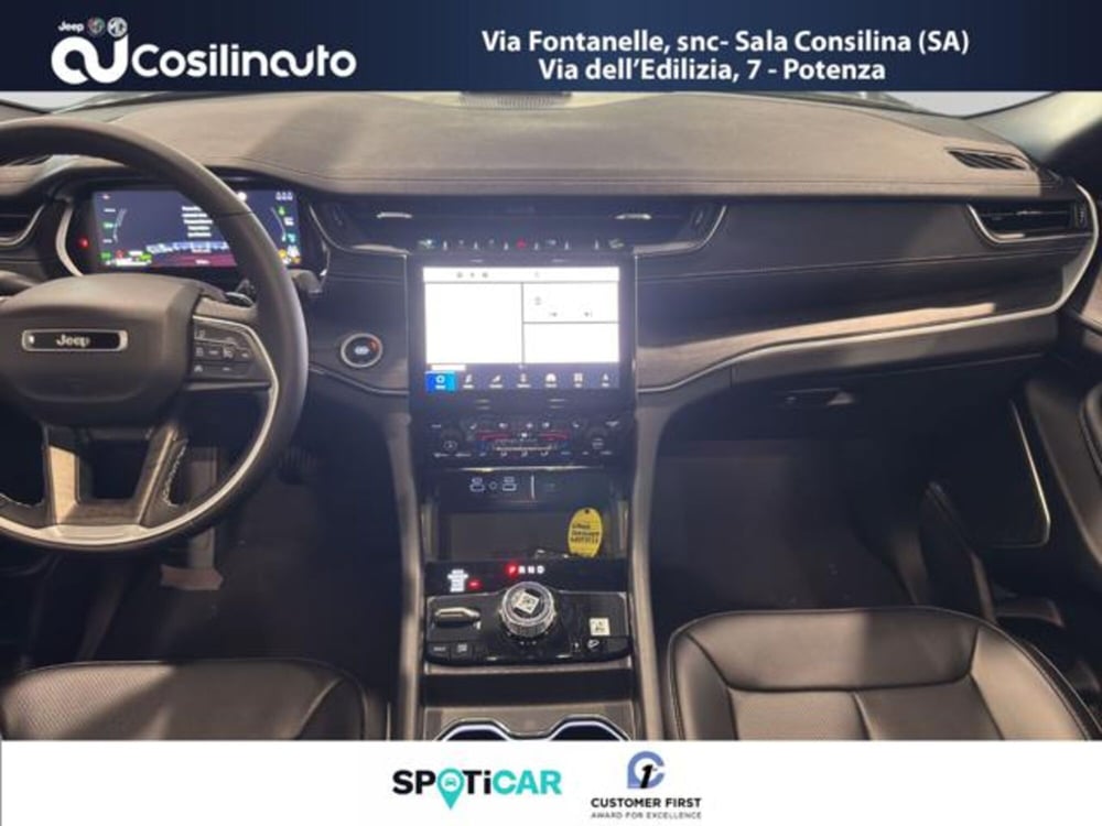 Jeep Grand Cherokee nuova a Salerno (13)