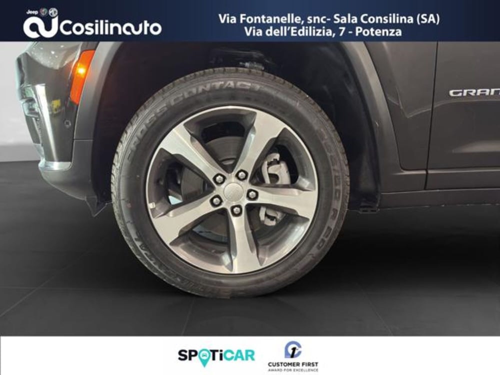 Jeep Grand Cherokee nuova a Salerno (19)
