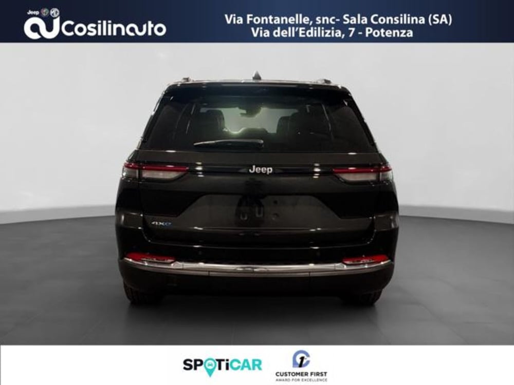 Jeep Grand Cherokee nuova a Salerno (4)