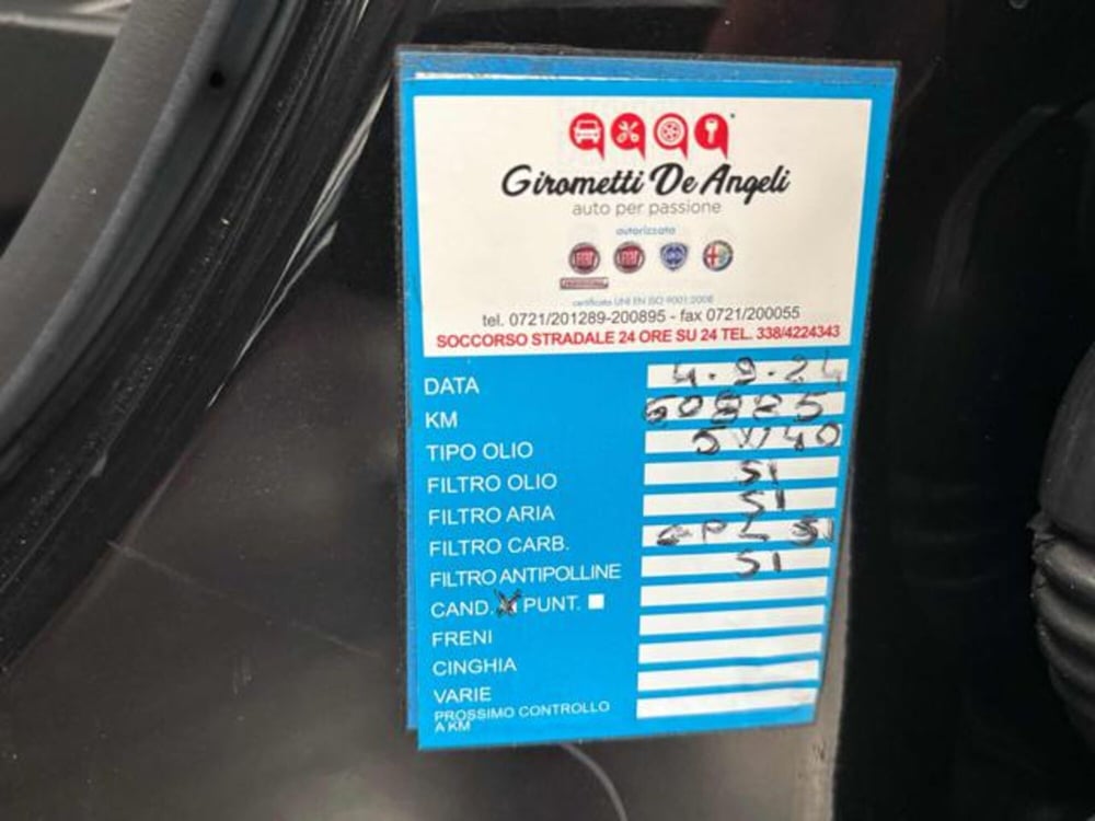 Lancia Ypsilon usata a Pesaro-Urbino (8)