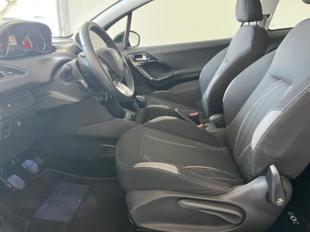 Peugeot 208 usata a Trapani (6)