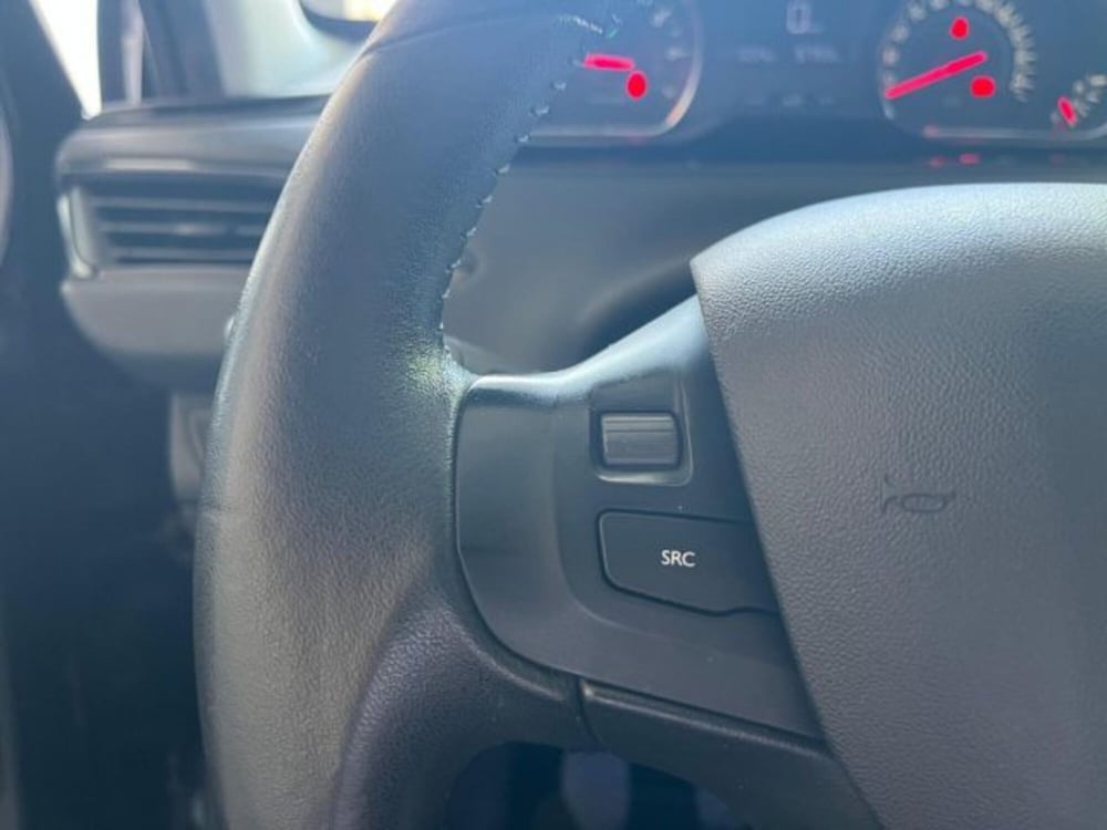 Peugeot 208 usata a Trapani (9)