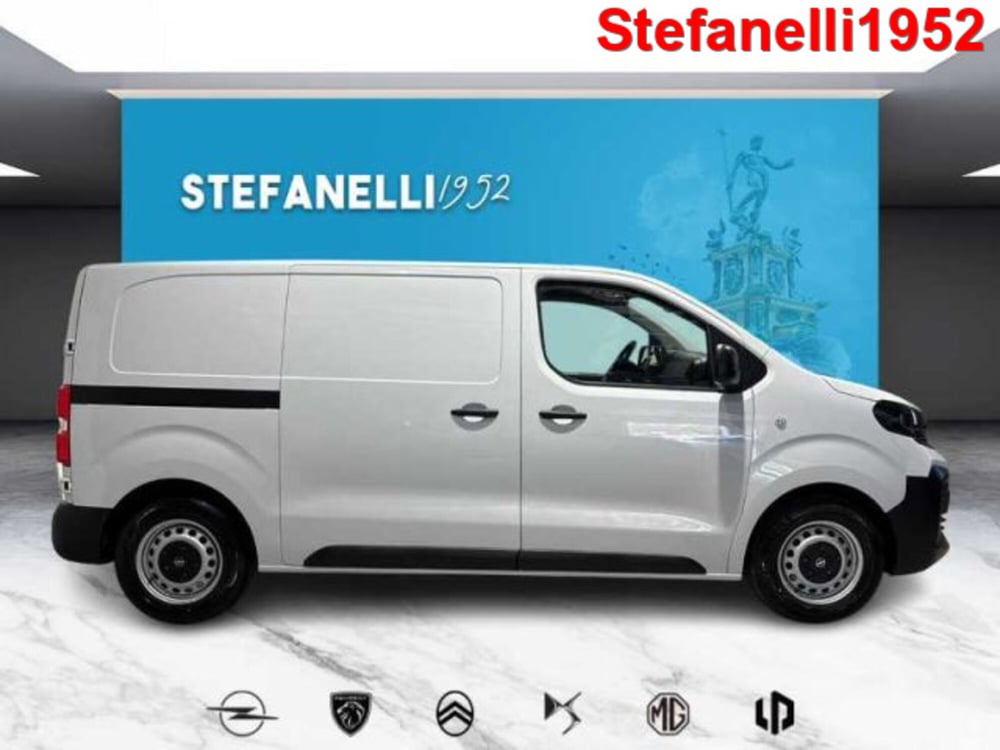 Opel Vivaro Furgone nuova a Bologna (2)