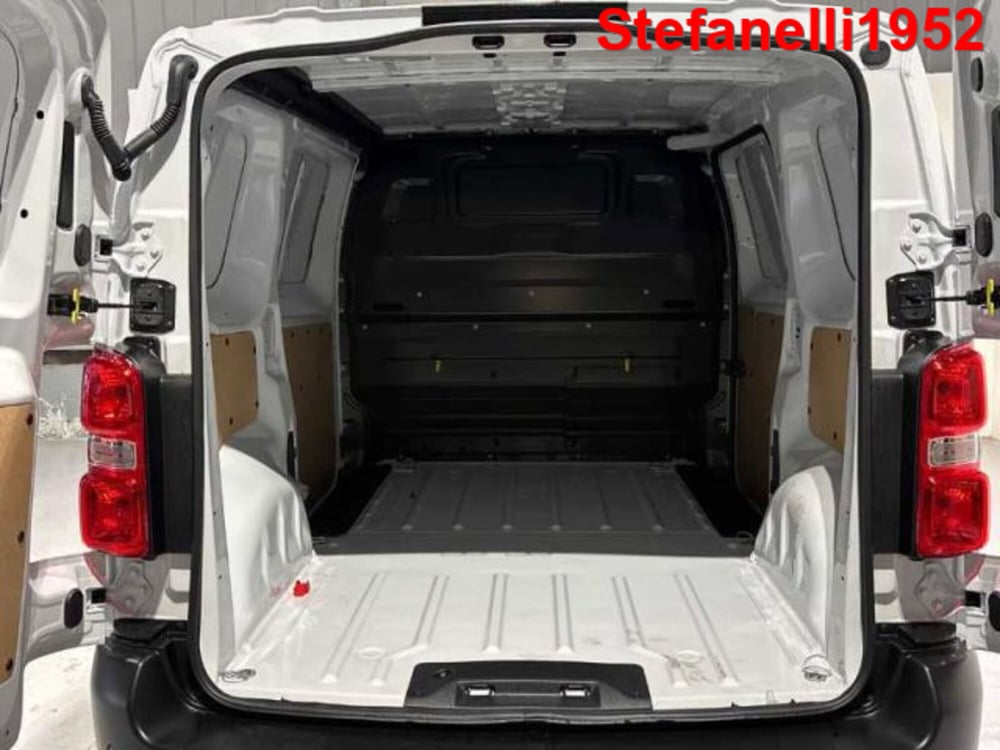 Opel Vivaro Furgone nuova a Bologna (7)