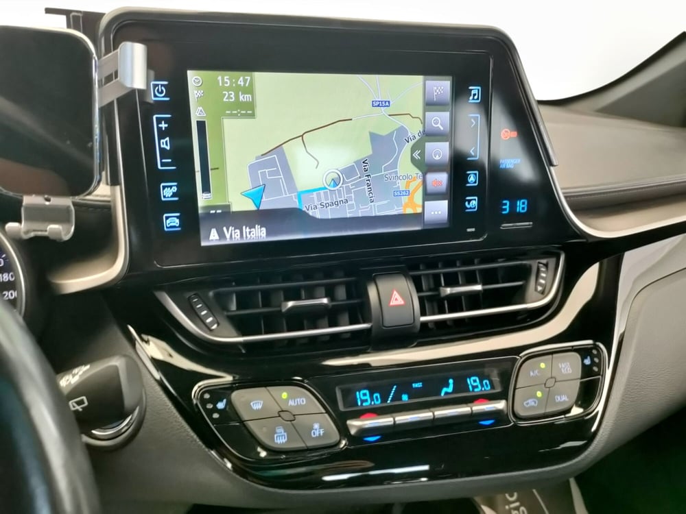 Toyota Toyota C-HR usata a Ascoli Piceno (11)