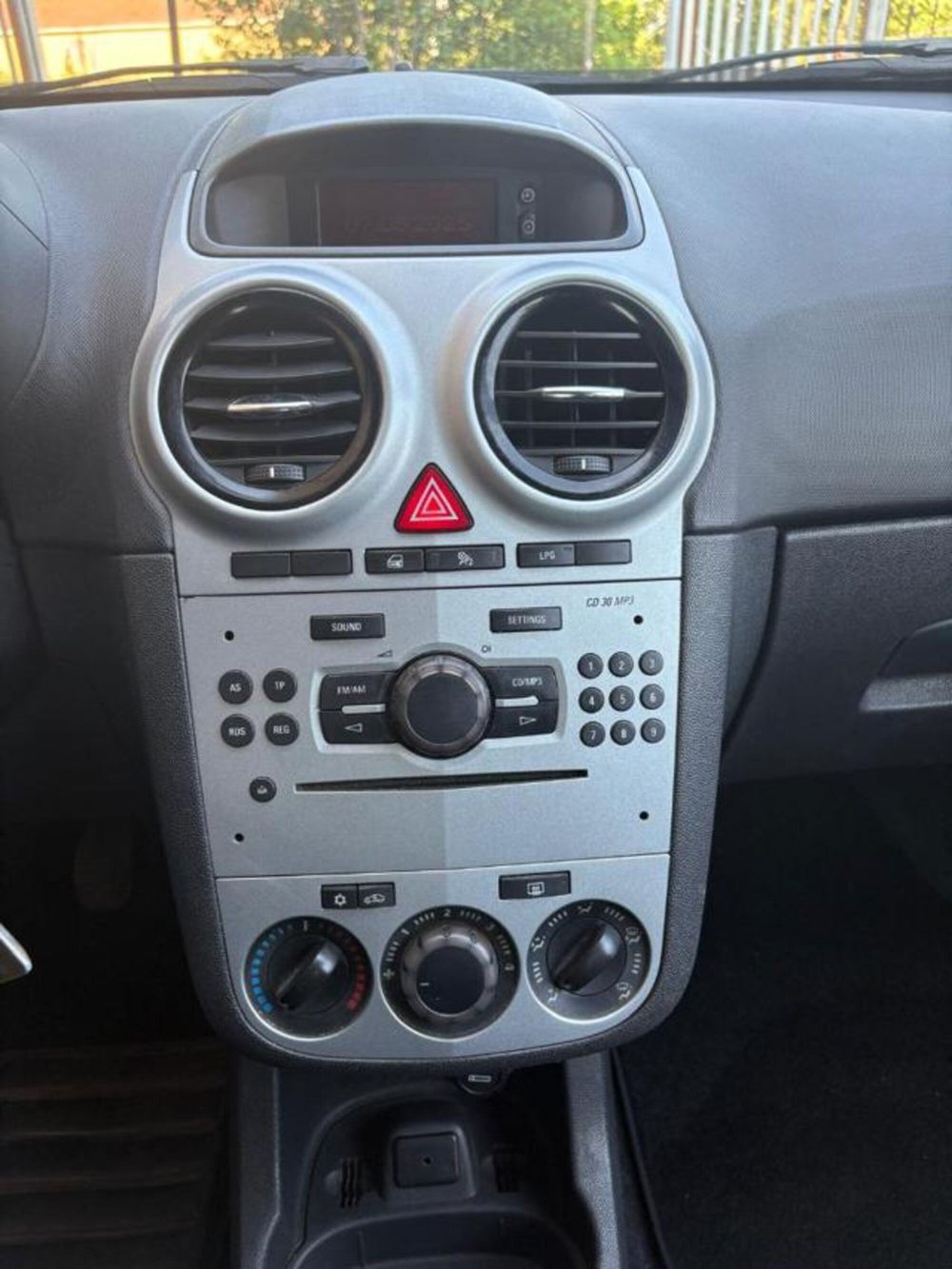 Opel Corsa usata a Roma (18)