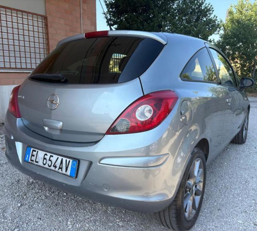 Opel Corsa usata a Roma (6)