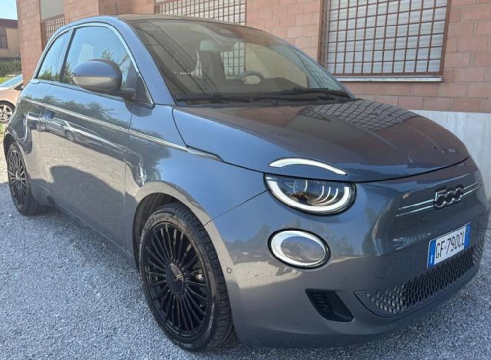 Fiat 500e usata a Roma (10)