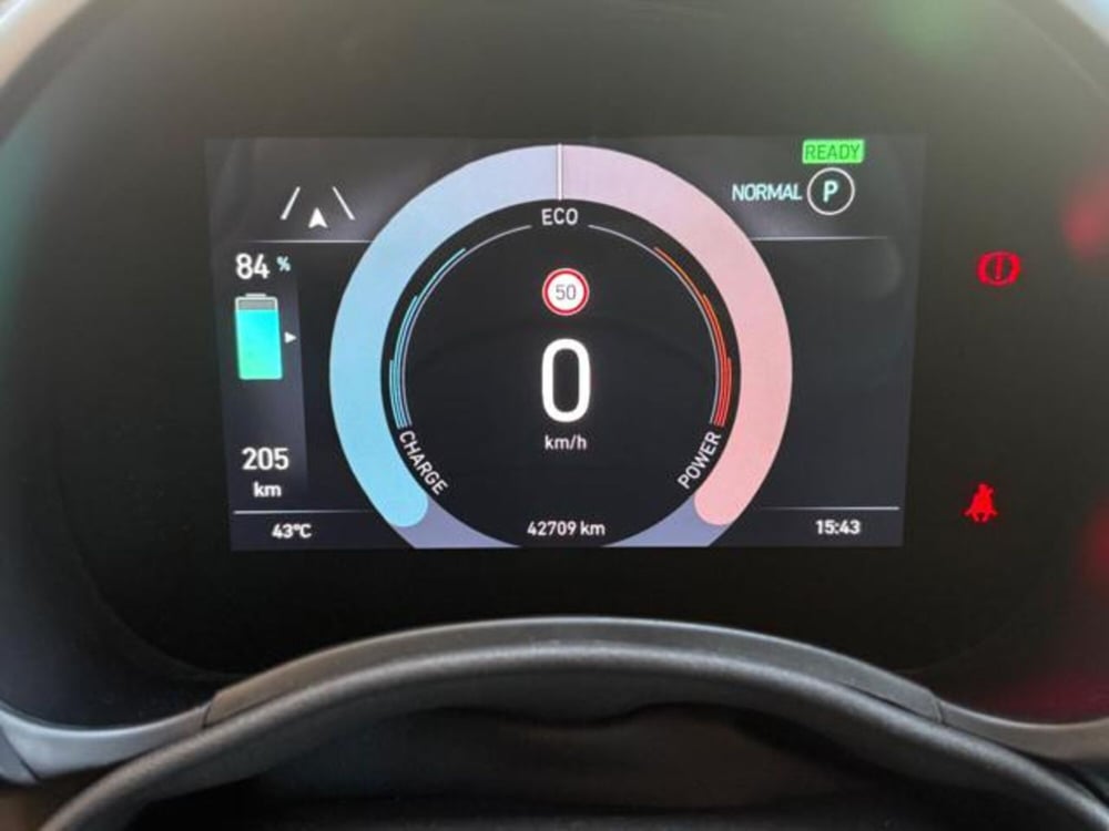 Fiat 500e usata a Roma (14)