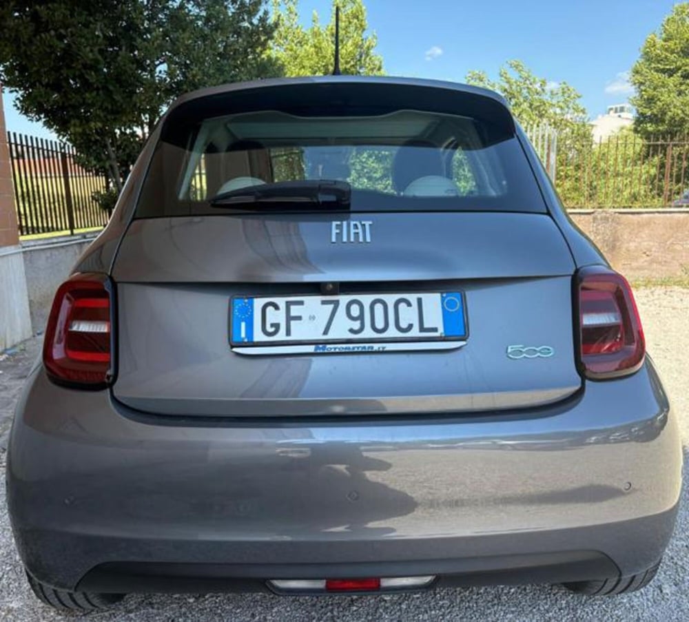 Fiat 500e usata a Roma (4)