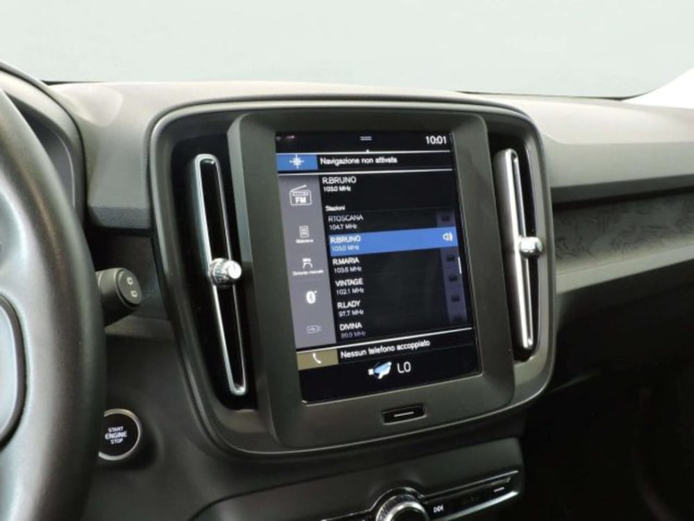 Volvo XC40 usata a Firenze (11)
